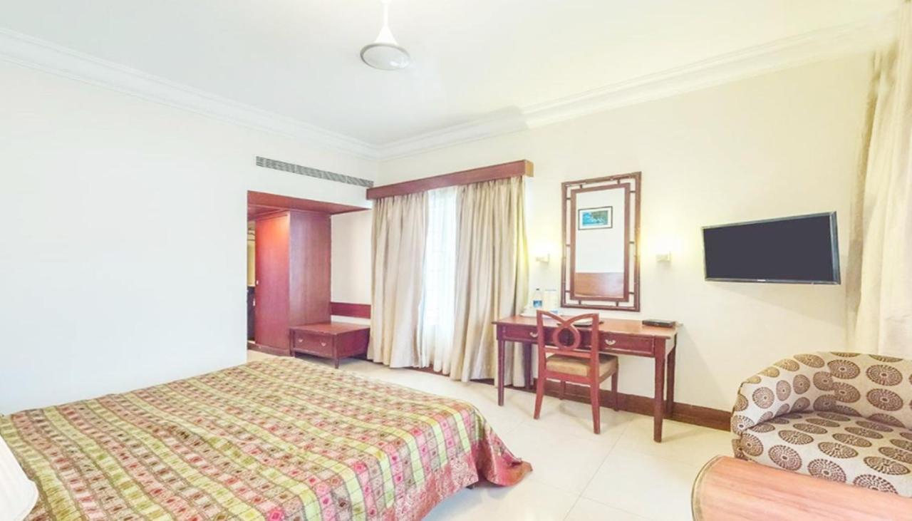 Hotel Rns Residency Sea View Māvalli Exterior foto