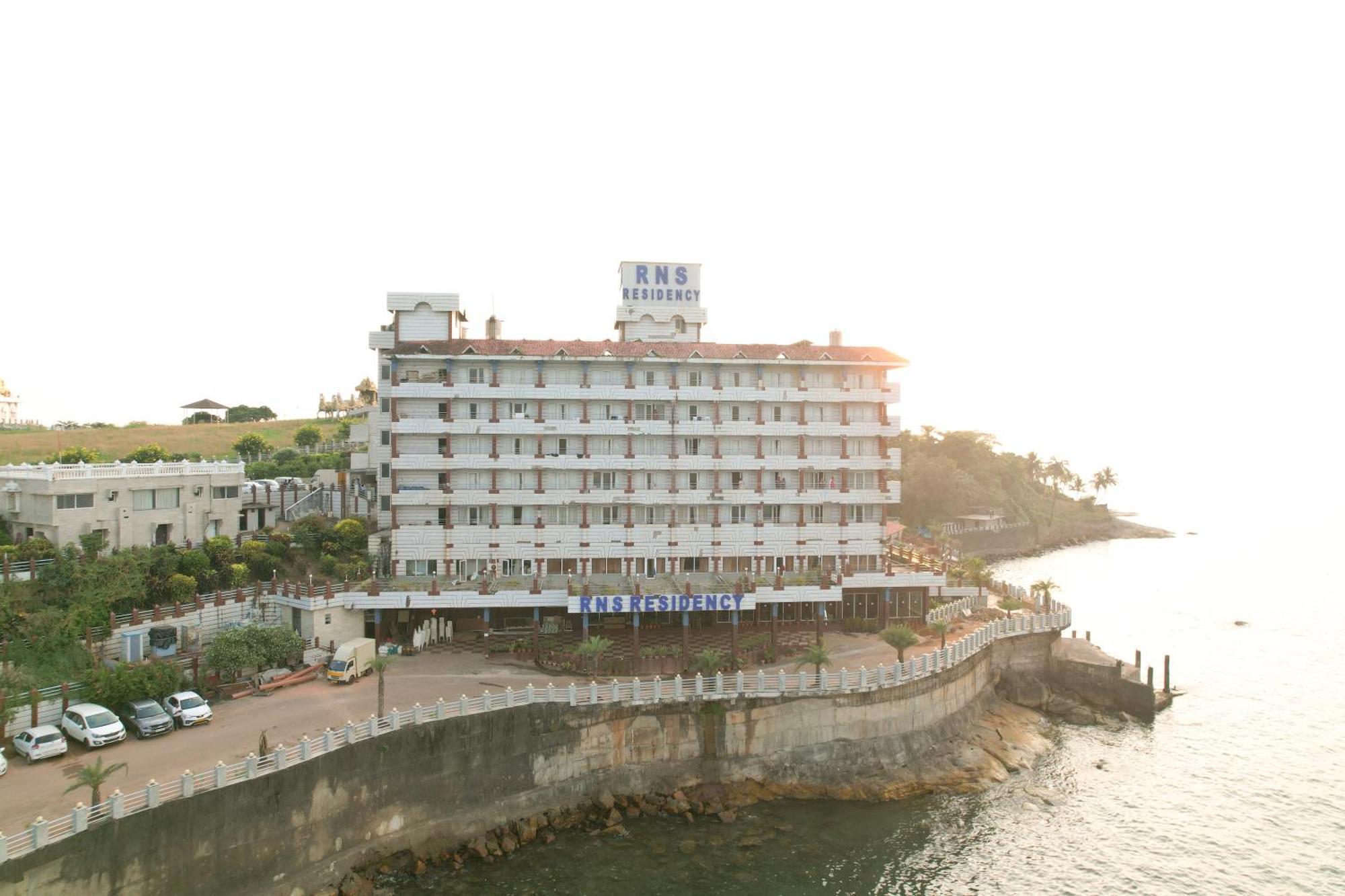 Hotel Rns Residency Sea View Māvalli Exterior foto
