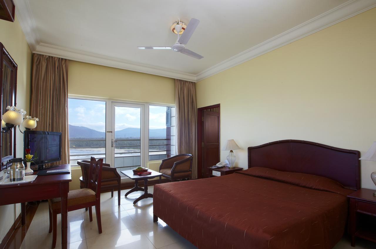 Hotel Rns Residency Sea View Māvalli Exterior foto